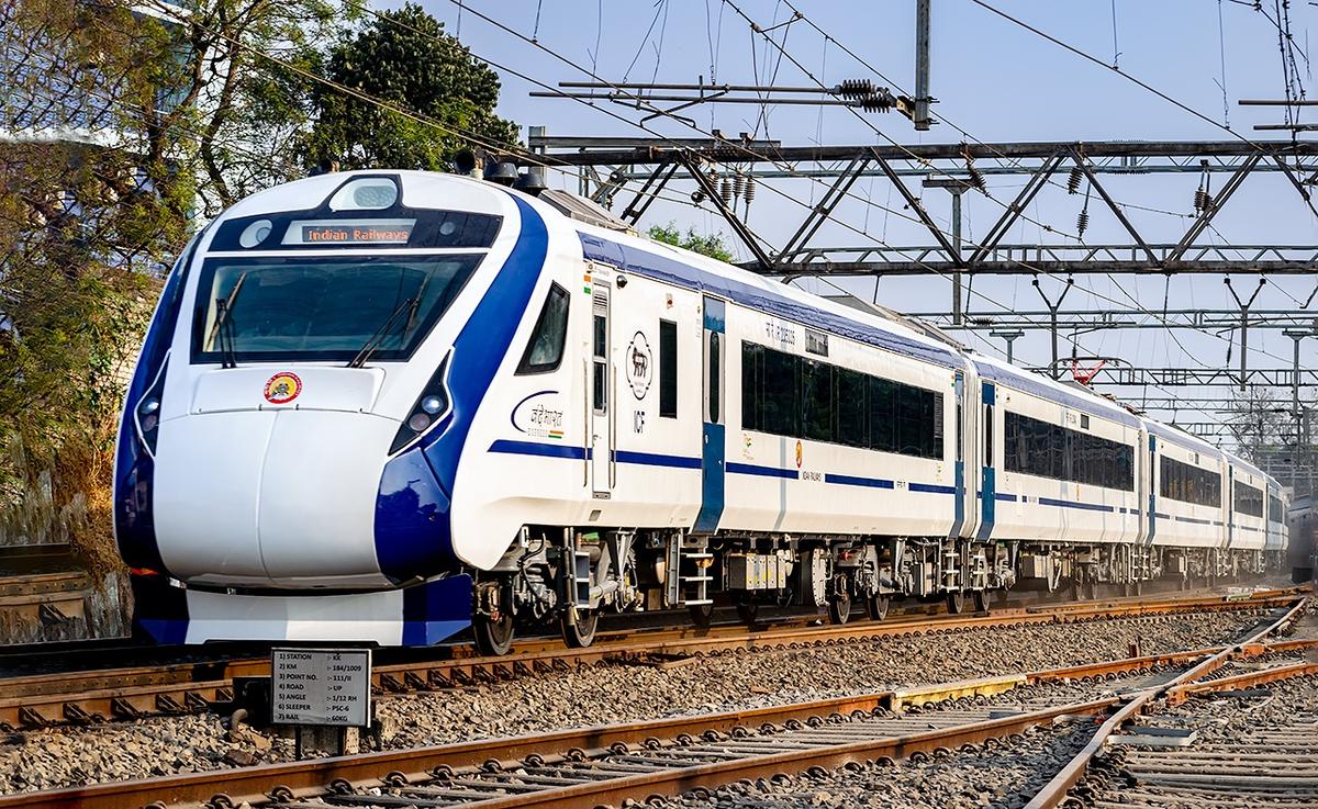 A Historic Ride: Central Railways Celebrates Women’s Day with an All-Female Crew